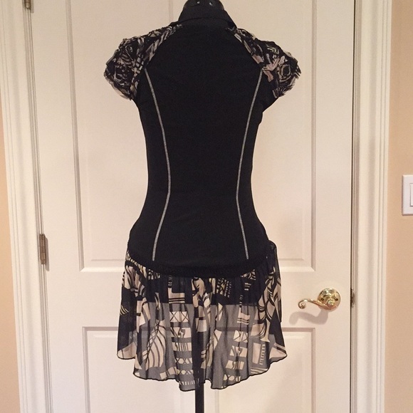 Top - Picture 4 of 5